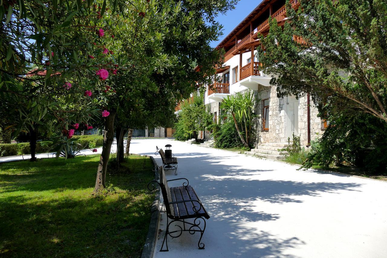 Hotel Abaata Gagra Exterior photo